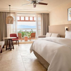 Junior Suite King Bed Ocean View